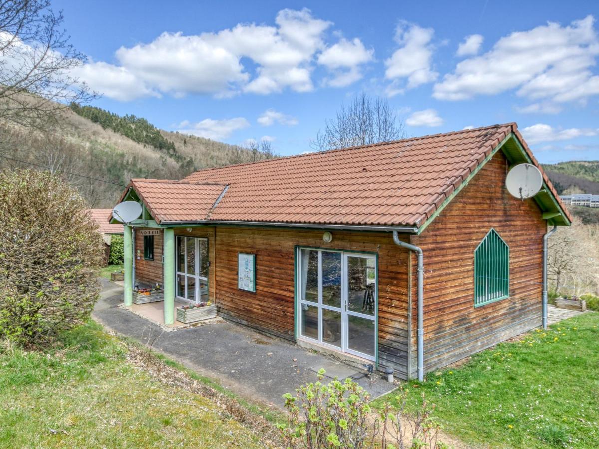 Vacanceole - Les Chalets De La Chazotte Saint-Jacques-dʼAmbur Zewnętrze zdjęcie